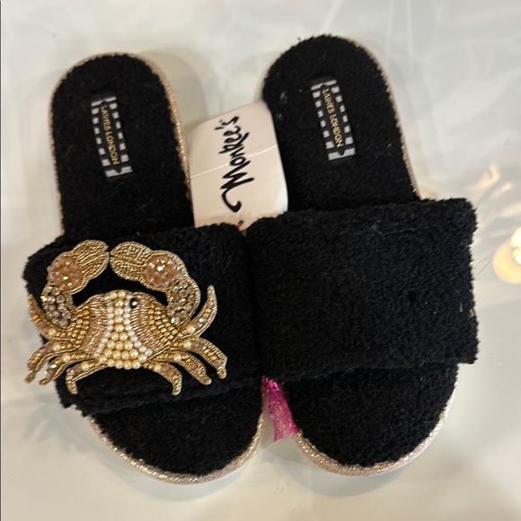 Kurt Geiger Black Slides with Gold Crab Accent - Picture 1 of 1